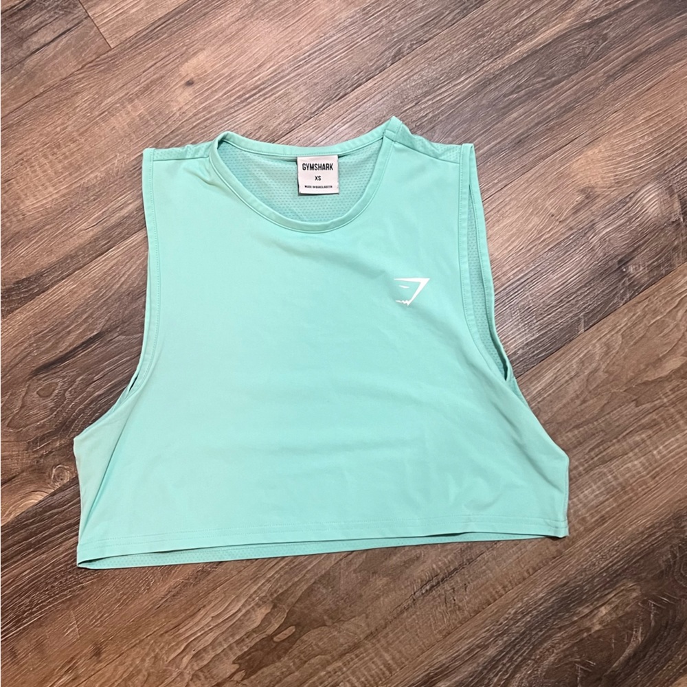 GYMSHARK cropped muscle tank